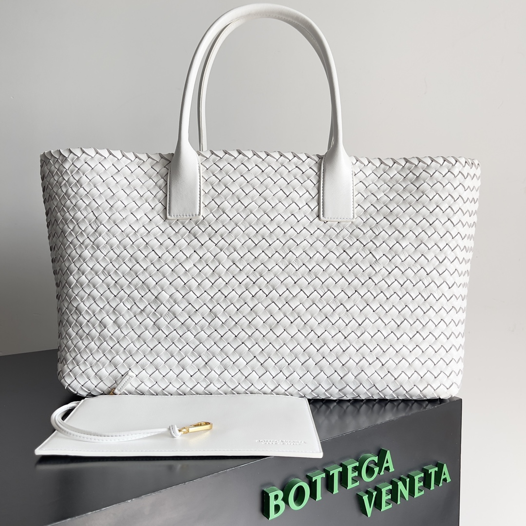 Bottega Veneta Shopping Bags